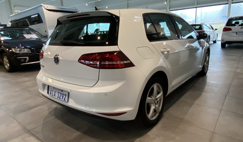 Volkswagen e-Golf 85kW 24,2kWh Automat -2015 full