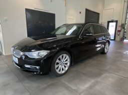 BMW 320i Touring 6MT -2013