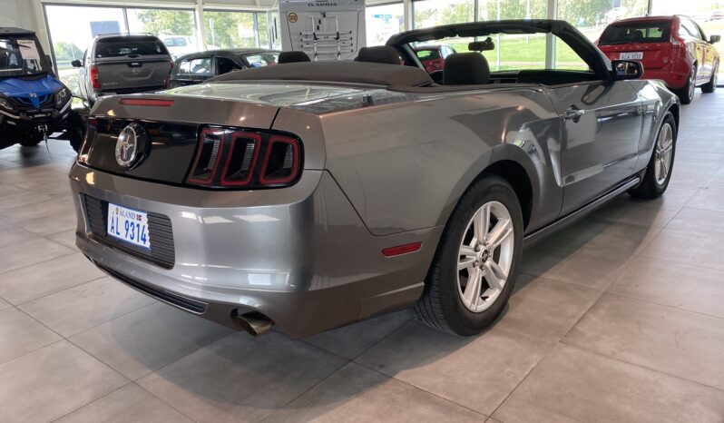 Ford Mustang Cab 3.7 V6 305hk aut. -2014 -Endast 69tkm! full