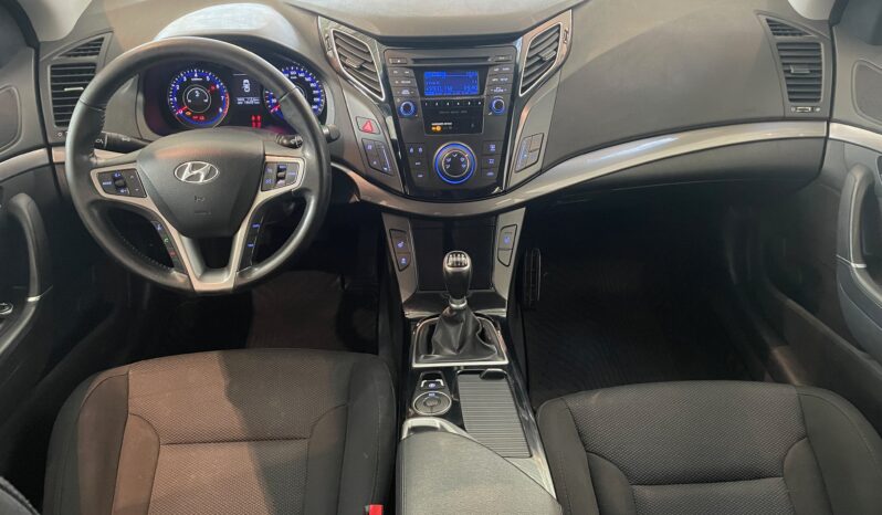 Hyundai i40 Wagon 1.6GDI blue drive -2012 full