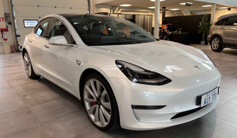 Tesla Model 3 Dual Motor AWD Performance Autopilot -2020 -Ålandssåld, en ägare full